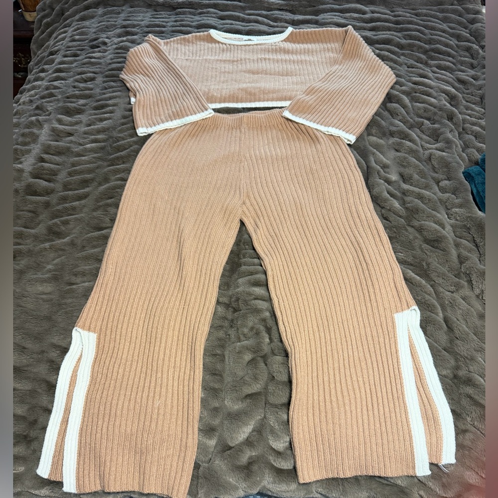Better Be Ribbed Set - Picture 4 of 9